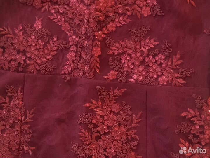 Вечернее платье 42 44 короткое красное