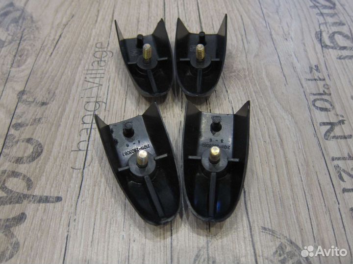 Коллекционные уголки уплотнители бампера ваз 21011