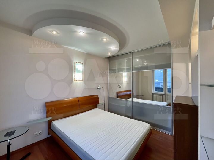 2-к. квартира, 55 м², 12/17 эт.