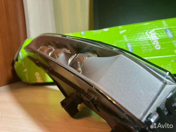 Левая противотуманная фара bmw 6 f12