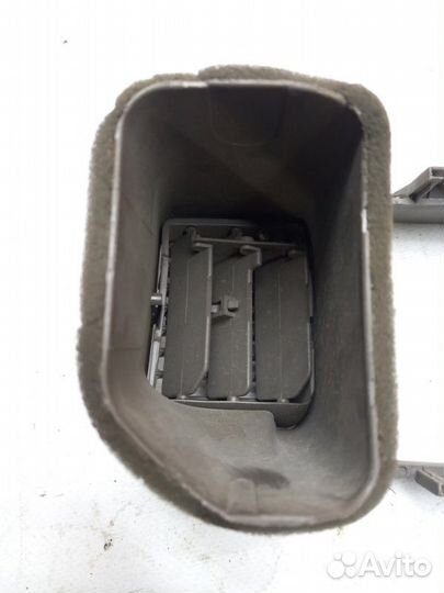 Консоль магнитофона Toyota Corolla Fielder NZE121