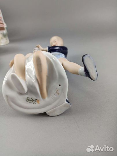 Фарфоровая статуэтка Валлендорф