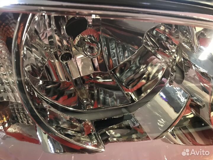 Фара передняя правая KIA spectra 2002-2011 Новая