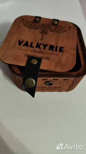 Кожаный ремень в подарочной упаковке