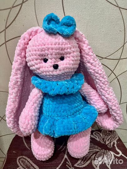 Вязаные игрушки заяц