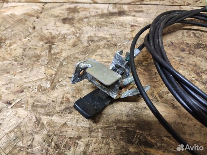 Тросик лючка бензобака Chevrolet Epica