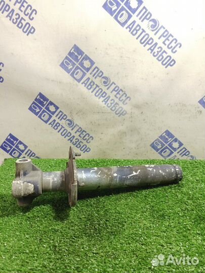 Кронштейн усилителя бампера задний правый Bmw E39