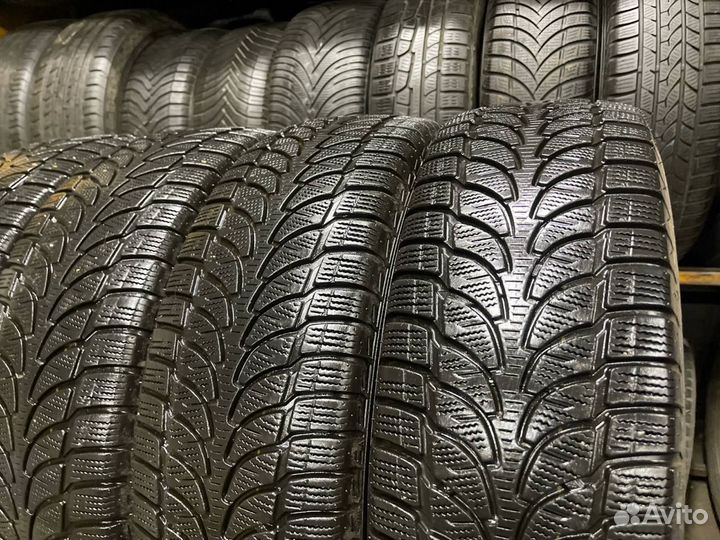 Bridgestone Blizzak LM-80 215/70 R16