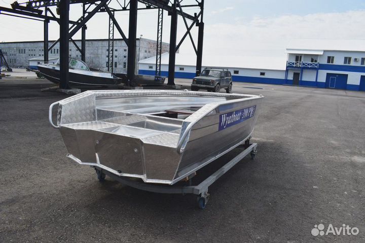 Вятбот 390 Р, увеличенный борт