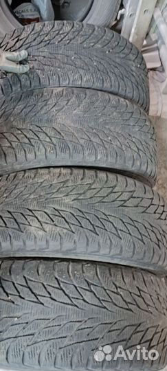 Nokian Tyres Hakkapeliitta R2 225/50 R17 98R