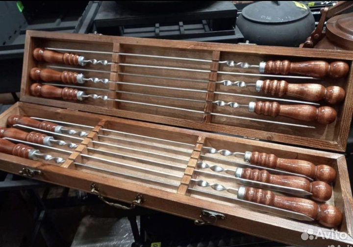 Набор шампурoв в деревянном кейсe