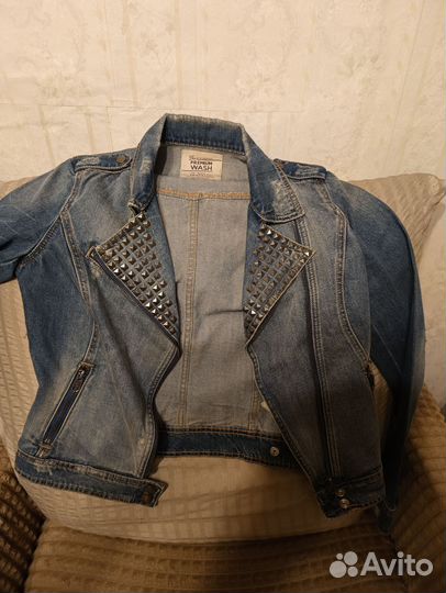 Стильная джинсовая куртка