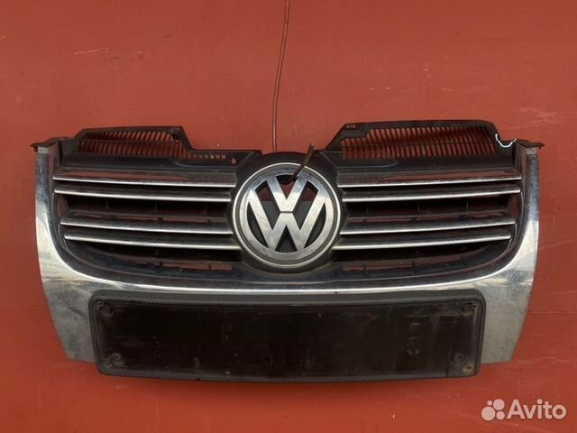 Решетка радиатора Vw Jetta седан BXE 2006