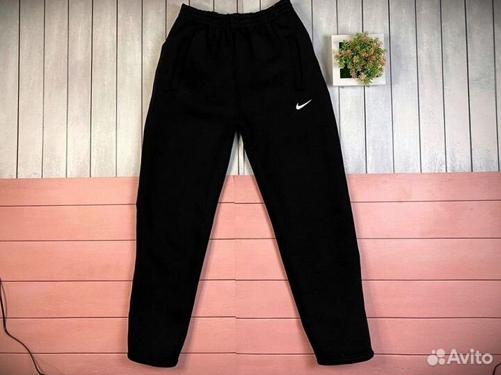 Спортивные брюки Nike теплые