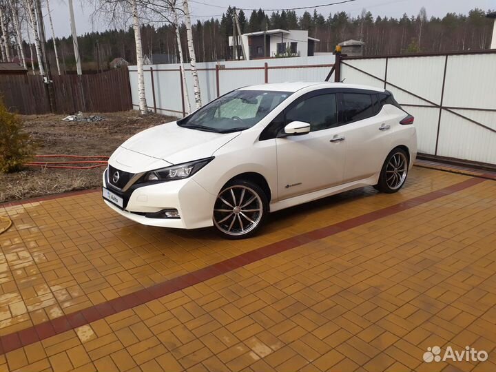 Nissan Leaf AT, 2018, 78 400 км