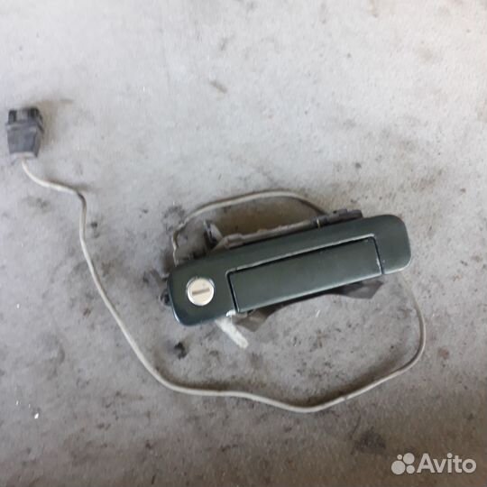 Ручка двери пер. прав наружная без ключа Ауди А4Б5