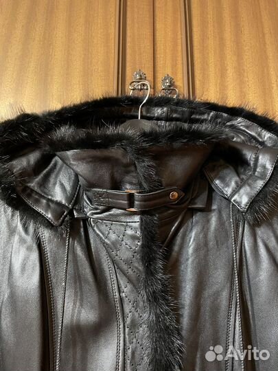 Кожаная куртка 52-54 размер