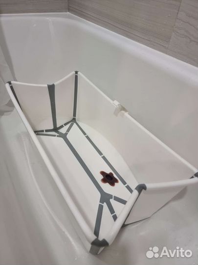 Детская складная ванночка stokke с горкой б/у