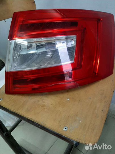 Фара задняя правая Skoda Octavia A7