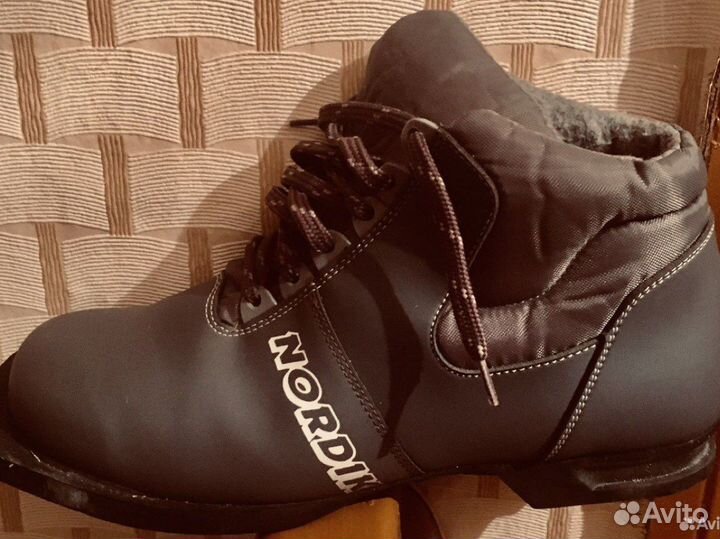 Лыжные ботинки nordik 42 размер