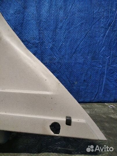 Обшивка стойки задняя правая Renault Sandero 2