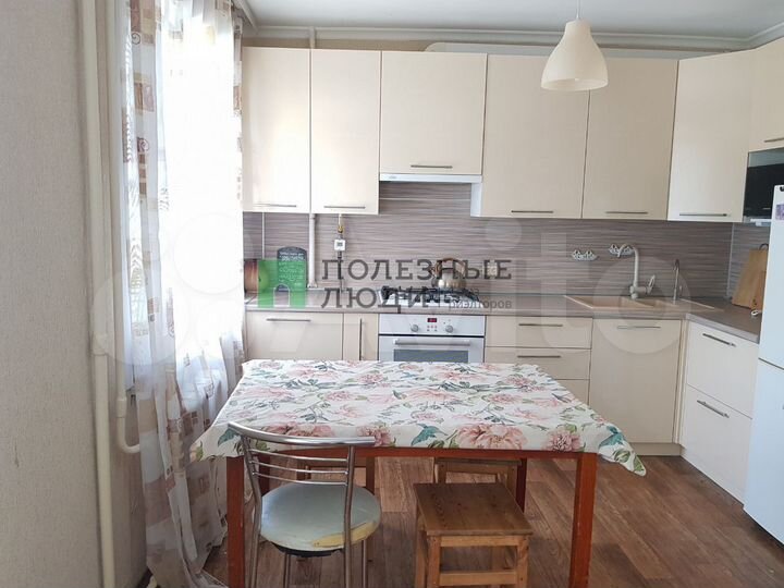 4-к. квартира, 76,4 м², 2/9 эт.