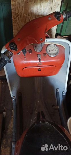 Мотороллер вятка