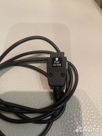 Оригинальный провод зарядки телефона LG 7020