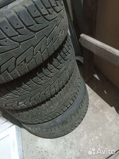 Hankook Winter I'Pike 205/55 R16