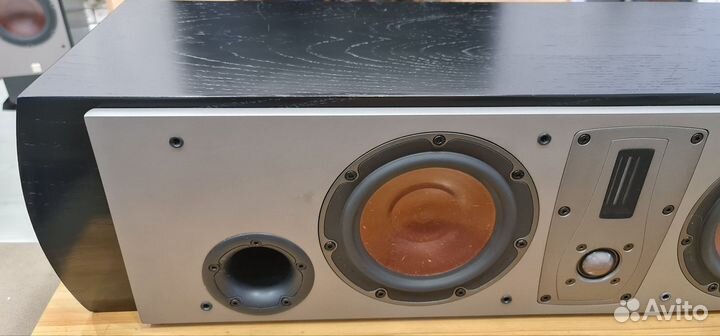 Dali Mentor Vocal центр. канал весом 17,6 кг Дания