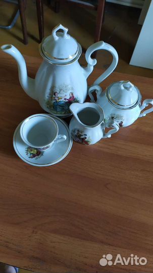 Набор фарфоровый