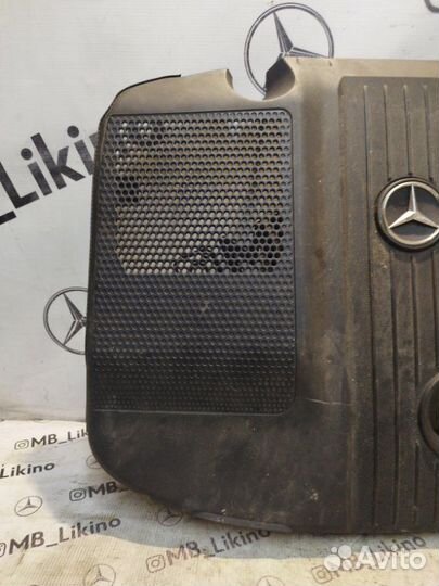 Декоративная крышка двигателя Mercedes E-Class