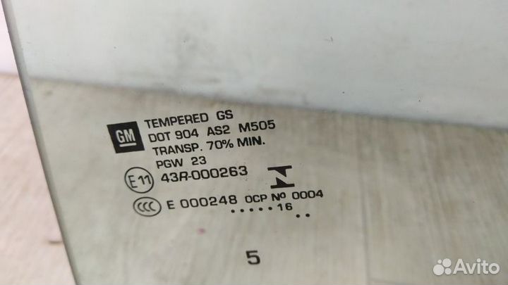 Стекло двери задней левой Chevrolet Malibu