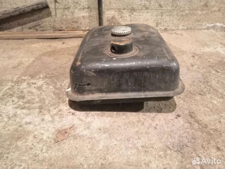 Бензобак на мотоблок