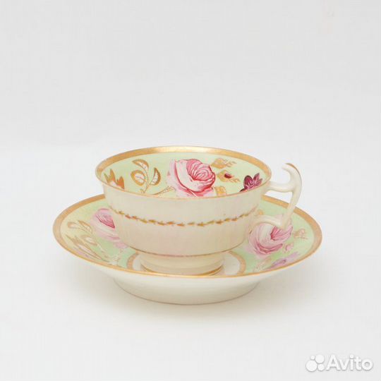 Старинная чайная пара с цветочным декором