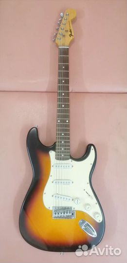 Fender, Aria Pro, Antonio Tsai, Washburn, Ampeg