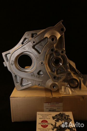 Передняя крышка блока цилиндров Mitsubishi 4D56