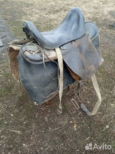 Седло для лошади