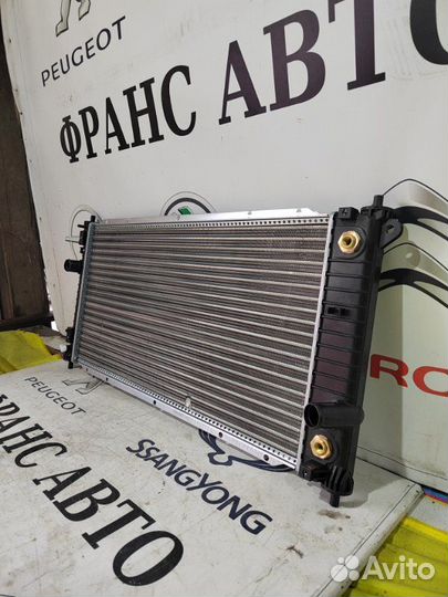 Радиатор охлаждения Ssang Yong Actyon NEW
