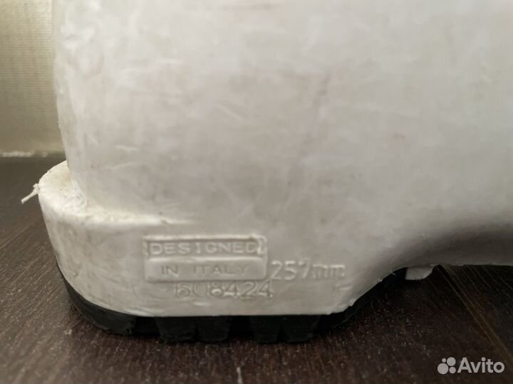 Горнолыжные ботинки