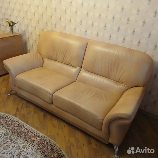 Диван и кресла из натуральной кожи