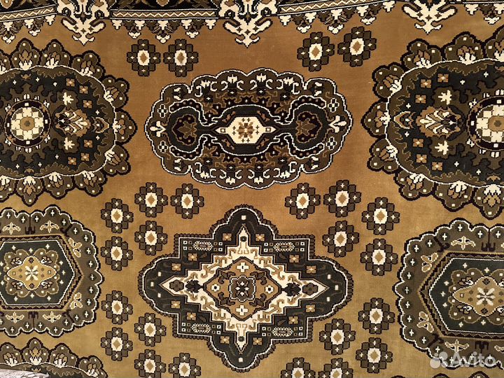 Ковер шерстяной 2.5 на 3.5