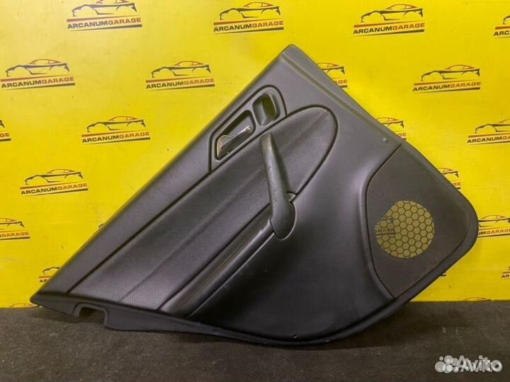 Обшивка двери задняя левая Mercedes 203 W203