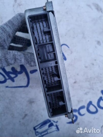 Блок управления двигателем Subaru Impreza GC8