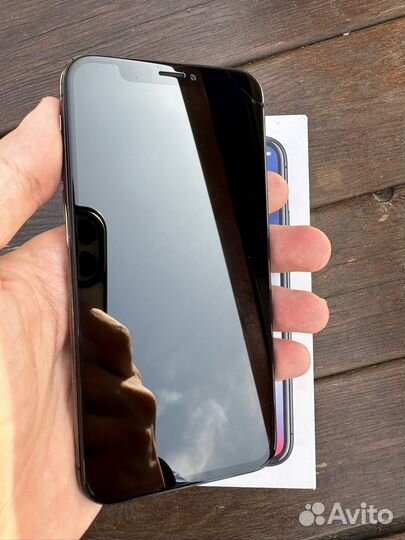 iPhone X, 64 ГБ