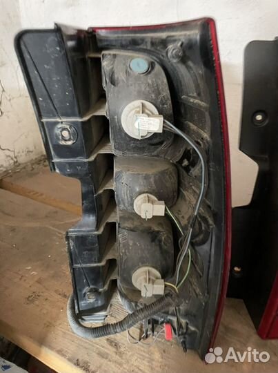 Задние фонари tahoe