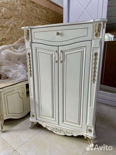 Обувницы разные