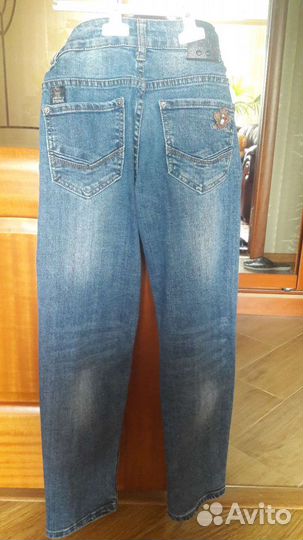 Джинсы