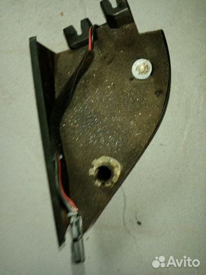 Накладка зеркала передняя левая Volkswagen Passat