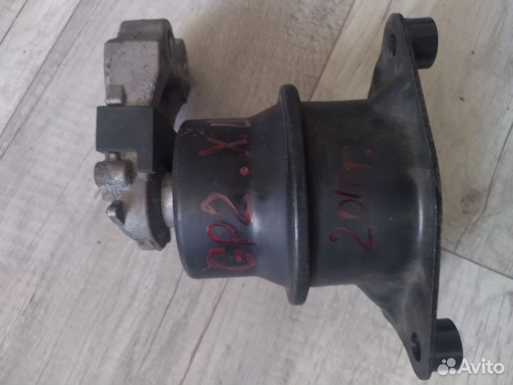 Подушка двигателя передняя правая Хонда